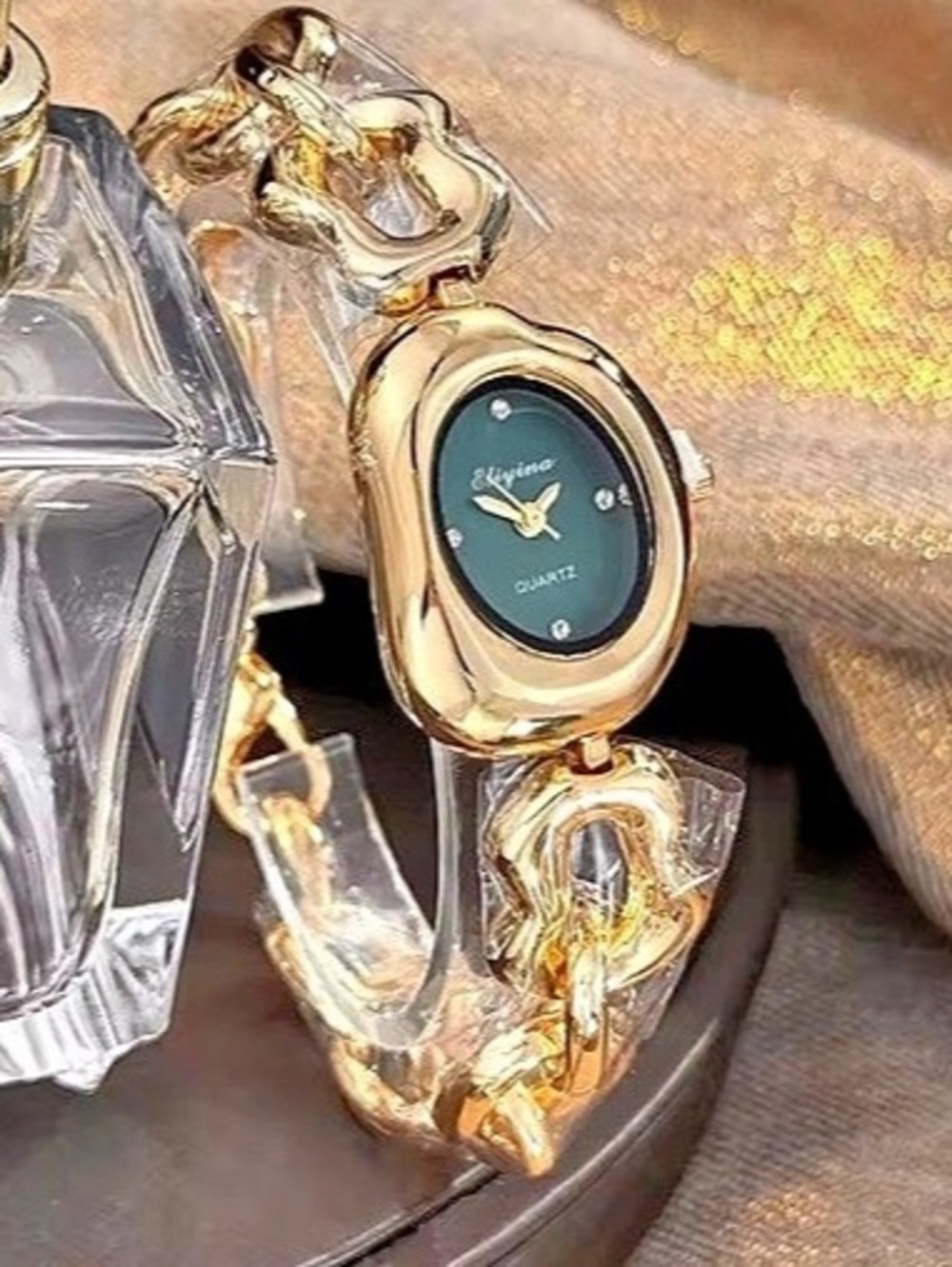 New Gold & Black Bracelet Watch